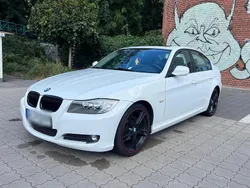Weiß Gebraucht 2009 BMW 318 Limousine | 6.800 € (Fairer Preis)