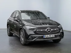 Schwarz Gebraucht 2025 Mercedes GLC200 AMG SUV | 57.450 € (Fairer Preis)