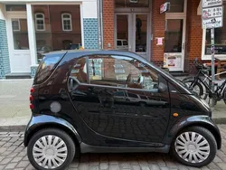 Schwarz Gebraucht 2007 Smart ForTwo Coupé Pure Coupé | 2.900 € (Guter Preis)