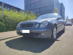 Blau Gebraucht 2003 Mercedes E320 Avantgarde Limousine | 6.450 € (Fairer Preis)