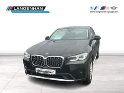 Schwarz Gebraucht 2022 BMW X4 Performance SUV | 43.806 €