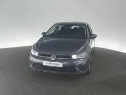 Grau Gebraucht 2022 VW Polo Kleinwagen | 15.660 € (Fairer Preis)