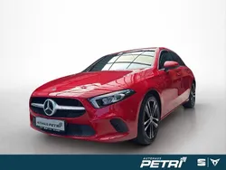 Rot Gebraucht 2019 Mercedes A180 Edition Limousine | 19.990 € (Fairer Preis)