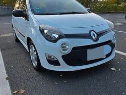 Weiß Gebraucht 2013 Renault Twingo Expression Kleinwagen | 2.200 € (Fairer Preis)