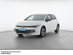 Weiss Gebraucht 2025 VW Golf VIII Goal Limousine | 31.460 € (Superpreis)