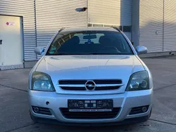 Silber Gebraucht 2005 Opel Vectra Edition Kombi | 1.690 € (Fairer Preis)