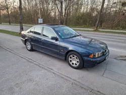 Blau Gebraucht 2001 BMW 520 Lifestyle Limousine | 2.799 € (Superpreis)