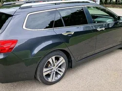 Grau Gebraucht 2012 Honda Accord Kombi | 11.850 € (Fairer Preis)