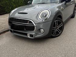 Grau Gebraucht 2017 Mini Cooper S Coupé Coupé | 14.200 €