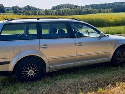 Silber Gebraucht 2002 VW Passat Kombi | 1.350 € (Guter Preis)