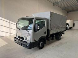 Silber Gebraucht 2018 Nissan Cabstar Abholung | 23.799 €