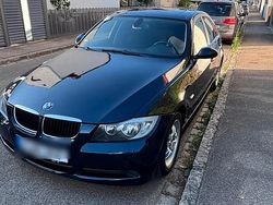 Blau Gebraucht 2008 BMW 320 Limousine | 5.499 € (Guter Preis)