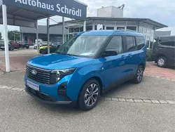 Digital aqua blue Neu 2025 Ford Tourneo Courier Titanium Van / Kleinbus | 26.990 € (Fairer Preis)