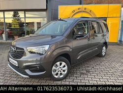 Grau Gebraucht 2024 Opel Combo-e Life Ultimate Van / Kleinbus | 29.990 € (Teuer)