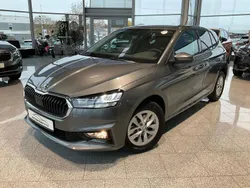 Graphite grau metallic Gebraucht 2024 Skoda Fabia Selection Limousine | 23.390 € (Fairer Preis)