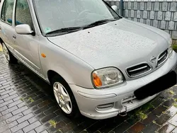 Silber Gebraucht 2002 Nissan Micra Kleinwagen | 1.599 € (Fairer Preis)