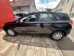 Schwarz Gebraucht 2018 Hyundai i30 Select Limousine | 10.999 € (Fairer Preis)