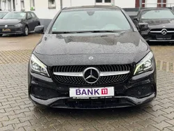 Nachtschwarz Gebraucht 2017 Mercedes CLA200 Limousine | 20.999 € (Etwas zu teuer)