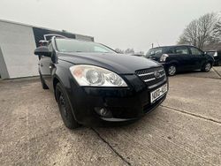 Silber Gebraucht 2010 Kia Ceed Sportswagon LX Kombi | 2.980 € (Fairer Preis)