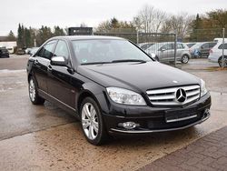 Schwarz Gebraucht 2007 Mercedes C200 Avantgarde Limousine | 7.899 € (Fairer Preis)