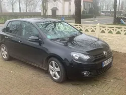 Deep black perleffekt Gebraucht 2010 VW Golf VI Team Limousine | 8.999 €