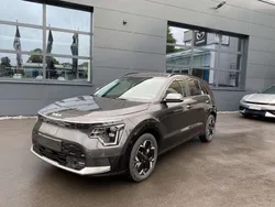 Interstellar grau metallic Gebraucht 2023 Kia e-Niro Inspiration SUV | 33.990 € (Fairer Preis)