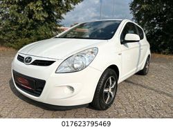 Weiß Gebraucht 2010 Hyundai i20 Classic Kleinwagen | 3.699 € (Etwas zu teuer)