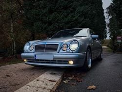 Silber Gebraucht 1997 Mercedes E50 AMG AMG Limousine | 23.900 € (Teuer)