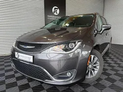 Grau Gebraucht 2020 Chrysler Pacifica SUV | 27.999 € (Guter Preis)