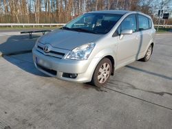 Grau Gebraucht 2007 Toyota Corolla Verso Van / Kleinbus | 3.100 € (Guter Preis)