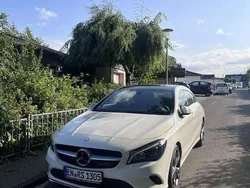Weiß Gebraucht 2017 Mercedes CLA180 Limousine | 22.000 € (Etwas zu teuer)
