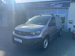 Grau Gebraucht 2019 Peugeot Partner Van / Kleinbus | 15.950 € (Etwas zu teuer)