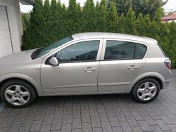Gold Gebraucht 2008 Opel Astra Limousine | 3.500 € (Fairer Preis)