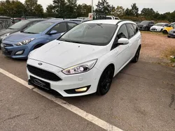 Weiß Gebraucht 2018 Ford Focus Business Edition Kombi | 8.795 € (Teuer)