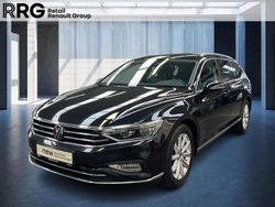 Schwarz Gebraucht 2023 VW Passat Elegance Kombi | 25.870 € (Fairer Preis)