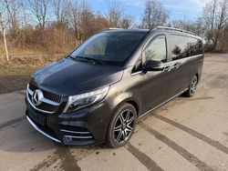 Grau Gebraucht 2020 Mercedes V300 Avantgarde Edition Van / Kleinbus | 51.990 € (Fairer Preis)