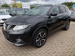Schwarz Gebraucht 2016 Nissan X-Trail Tekna SUV | 12.990 € (Fairer Preis)