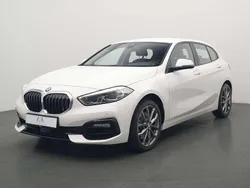 Weiß Gebraucht 2023 BMW 120 Sport Line Kleinwagen | 28.390 € (Fairer Preis)