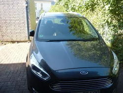 Grau Gebraucht 2017 Ford Galaxy Titanium Van / Kleinbus | 14.200 € (Fairer Preis)