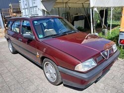 Rot Gebraucht 1992 Alfa Romeo 33 Kombi | 5.480 €