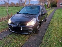 Schwarz Gebraucht 2007 Renault Clio III Limousine | 1.650 € (Guter Preis)