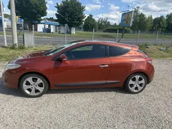 Orangefarben cayenne Gebraucht 2009 Renault Mégane Coupé Coupé | 3.990 € (Fairer Preis)
