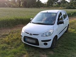Weiß Gebraucht 2009 Hyundai i10 Kleinwagen | 1.990 €