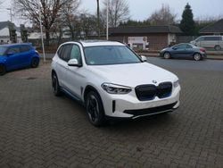 Mineralweiss Gebraucht 2021 BMW iX3 Impressive SUV | 33.490 € (Superpreis)