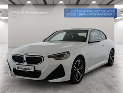 Weiß Gebraucht 2025 BMW 220 Shadowline Coupé | 44.400 € (Teuer)