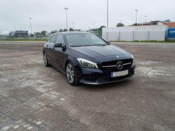 Blau Gebraucht 2016 Mercedes CLA200 Shooting Brake Kombi | 18.700 € (Fairer Preis)