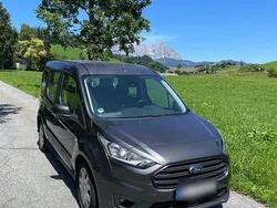 Grau Gebraucht 2019 Ford Transit Kombi | 16.400 € (Teuer)