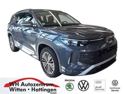 Delfingrau metallic Gebraucht 2025 VW Tayron Life SUV | 49.872 € (Fairer Preis)
