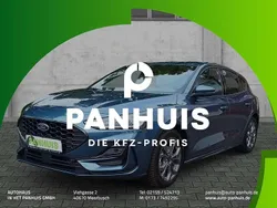 Chrome blue Gebraucht 2024 Ford Focus ST-Line Limousine | 28.650 € (Fairer Preis)