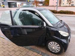 Schwarz Gebraucht 2009 Smart ForTwo Coupé Coupé | 3.500 € (Fairer Preis)
